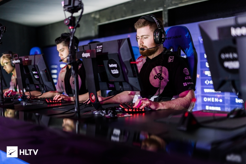 s1mple迎来27岁生日！