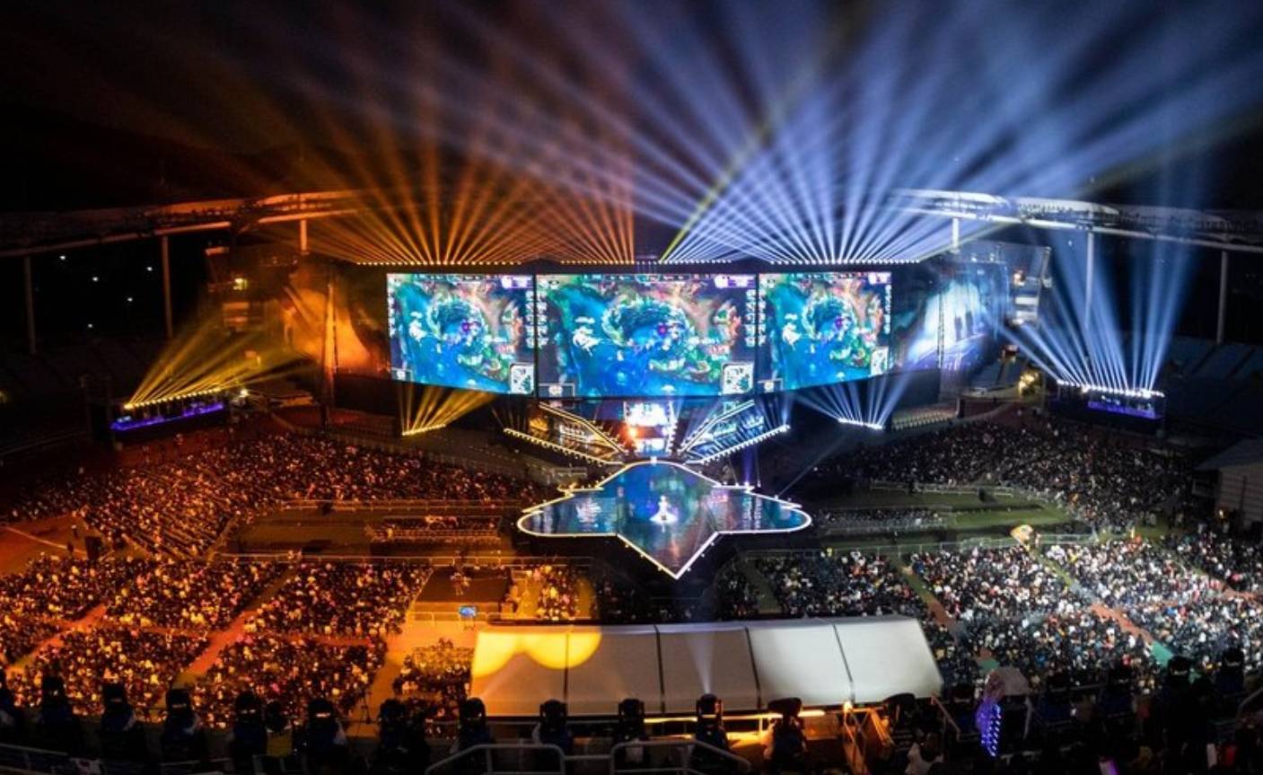 【战报】2021KPL春季赛常规赛第一轮W4D5，南京Hero久竞 0-3 成都AG超玩会